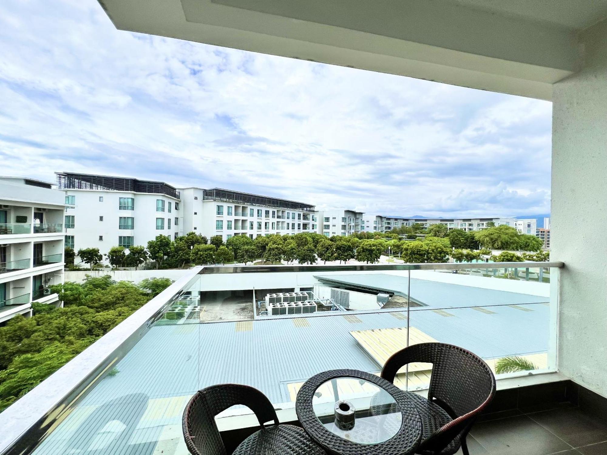 Margo Istay - The Loft Imago Kota Kinabalu Exteriér fotografie